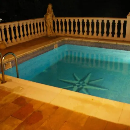 Holiday home Con Piscina Y Vista Impresionante - Alquiler De Temporada Gilet